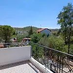 Arokaria House بيت للعطل Kanakia
