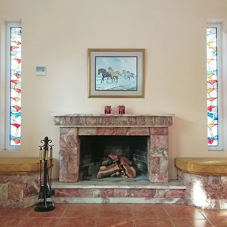 Nyaraló Arokaria House Kanakia