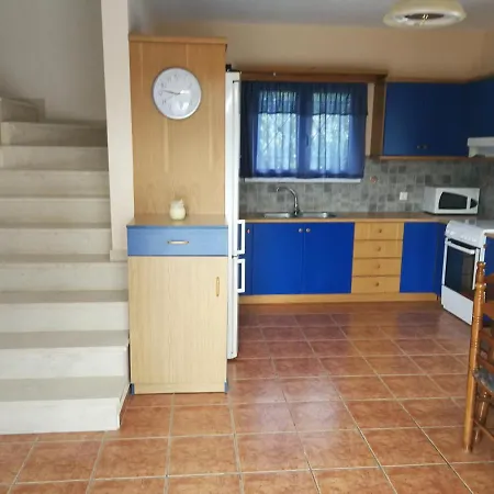 Arokaria House *