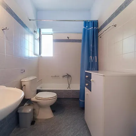 Arokaria House *
